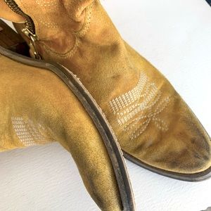 Jolisa Western Distresed Ankle Boot by Boutique 9 size 7